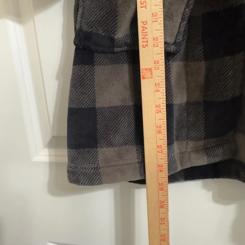 Tucker Tate Kids Sleepwear Robe‎ Buffalo Plaid Fleece Hooded Tie Belt Size 5/6